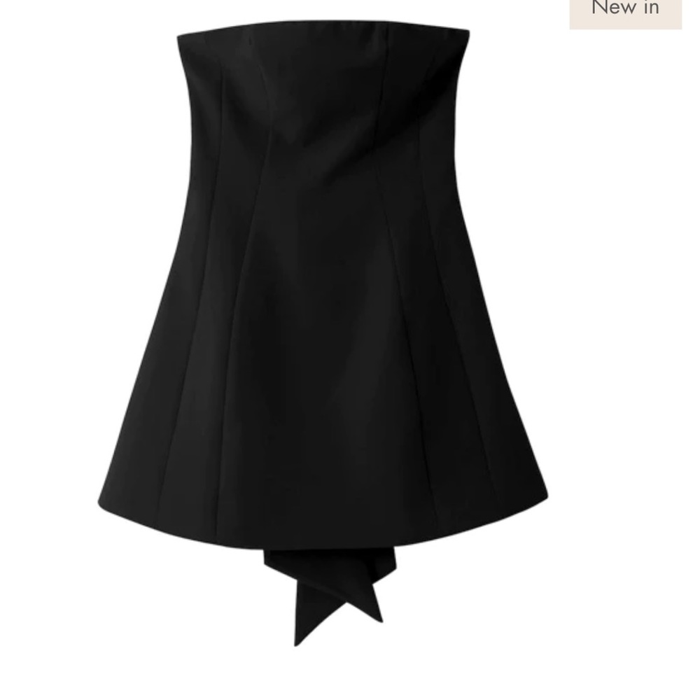 Kiwi and co night to remember black dress